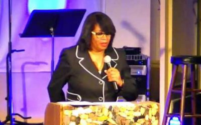 In the river Service Elsie Dixon 06 06 2017